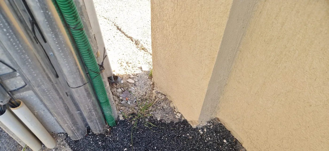 Réfection d'enrobé après passage d'un fourreau en pied de façade